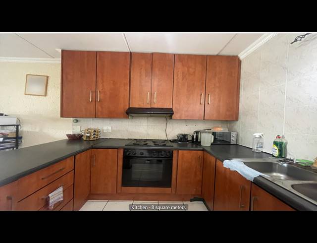 2 BEDROOM TOWNHOUSE FOR SALE IN MULBARTON